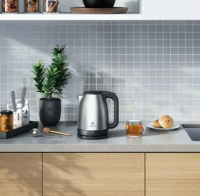 Pava Eléctrica ELECTROLUX EEK11 efficient 1,8l