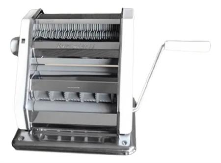 Fábrica De Pastas PASTAFACIL 2201 Blanca con accesorio Raviolero	
